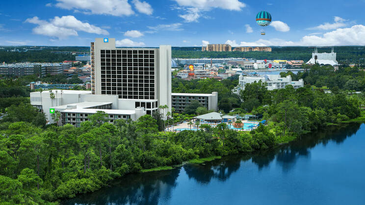 Wyndham Lake Buena Vista Disney Springs Resort Area